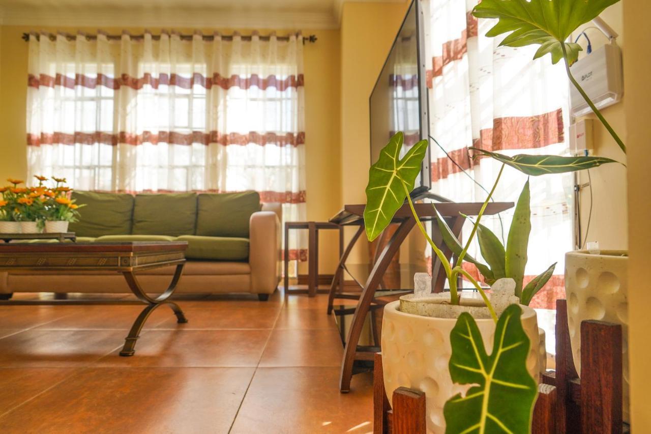 Charming Tagaytay Vacation Home タガイタイ エクステリア 写真