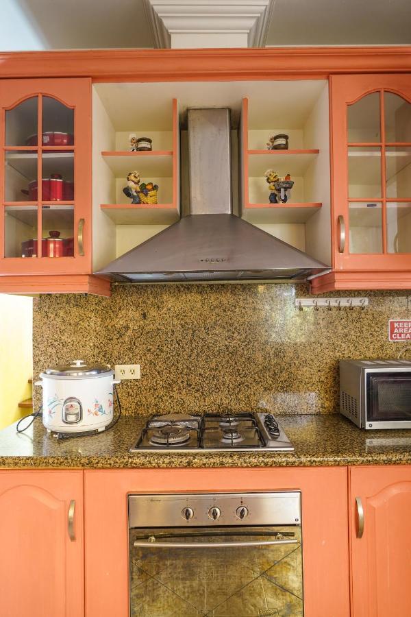 Charming Tagaytay Vacation Home タガイタイ エクステリア 写真
