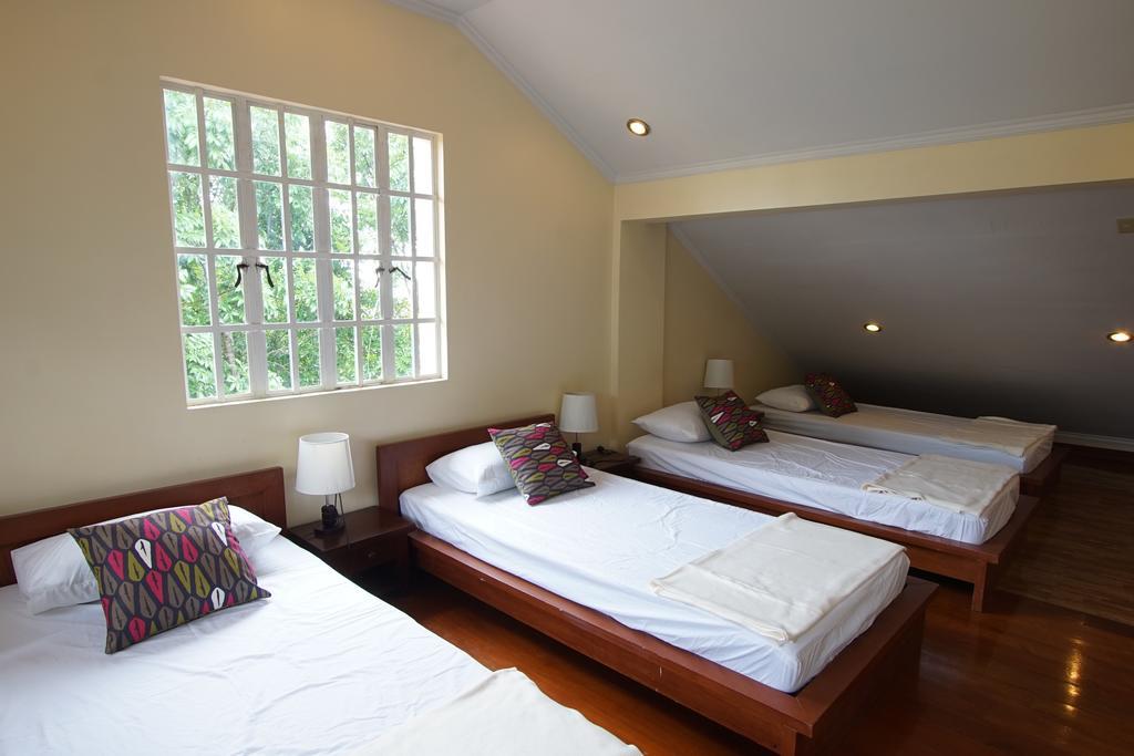 Charming Tagaytay Vacation Home タガイタイ エクステリア 写真
