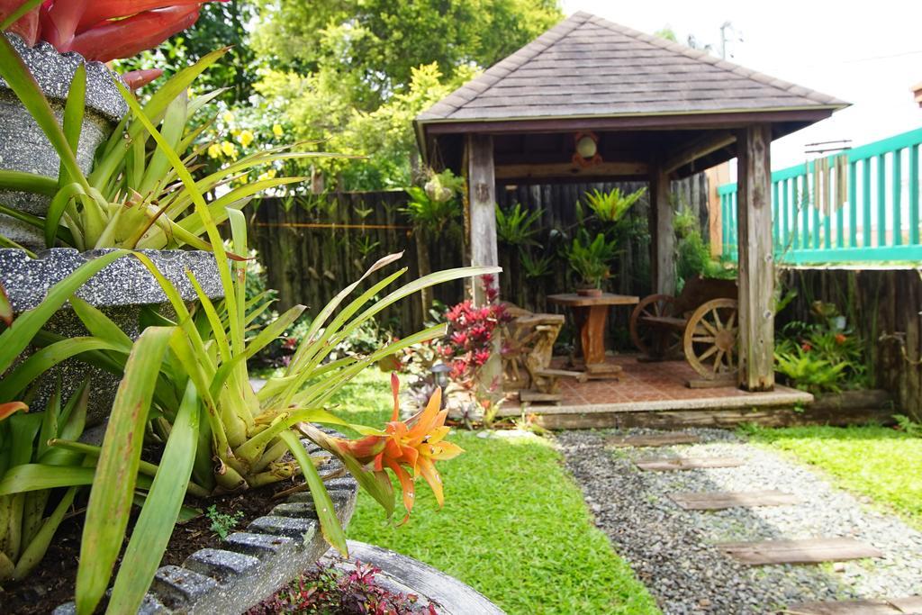 Charming Tagaytay Vacation Home タガイタイ エクステリア 写真